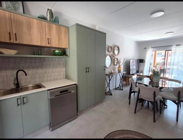 2 BEDROOM APARTMENT FOR SALE IN KYALAMI